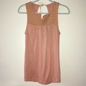 🌾French Connection flowy top in Sz M/Mauve color